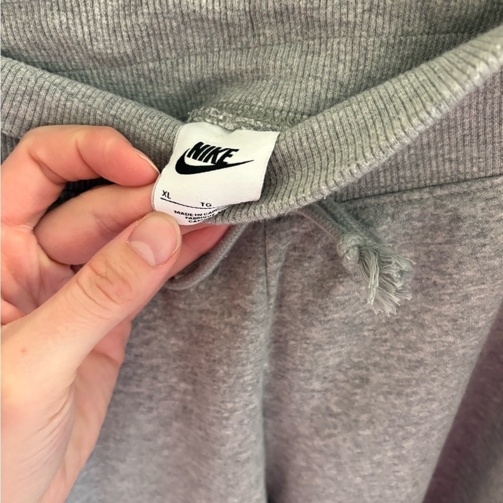 Nike Wonens Light Gray Joggers XL - Picture 3 of 9
